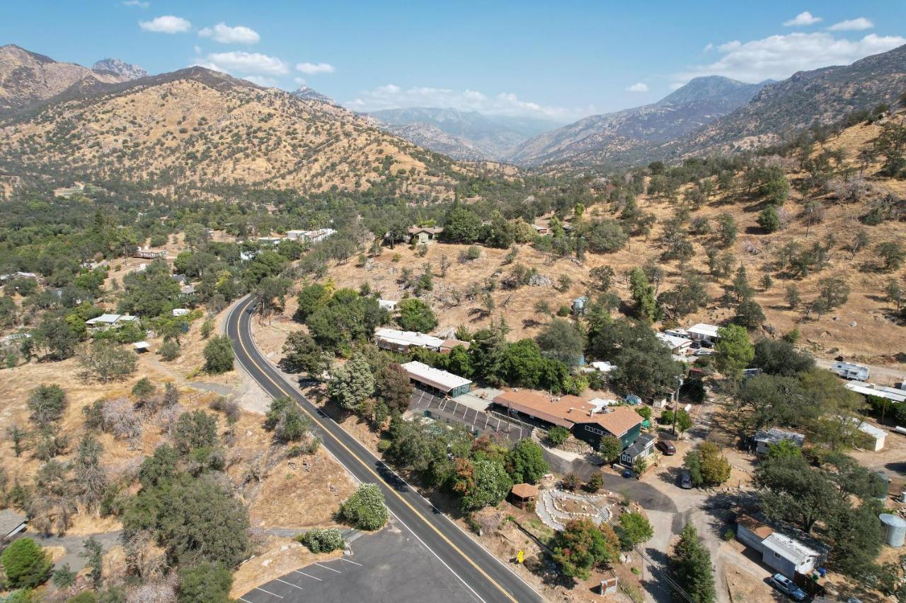 The Belle Sequoia Motel Rm9 Three Rivers Exterior photo