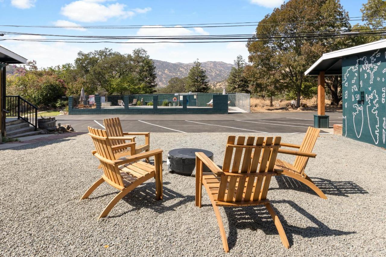The Belle Sequoia Motel Rm9 Three Rivers Exterior photo