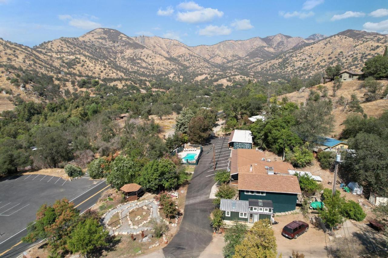 The Belle Sequoia Motel Rm9 Three Rivers Exterior photo